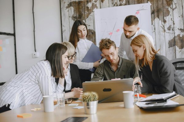 Développez votre carrière grâce à la formation intermittente du spectacle !